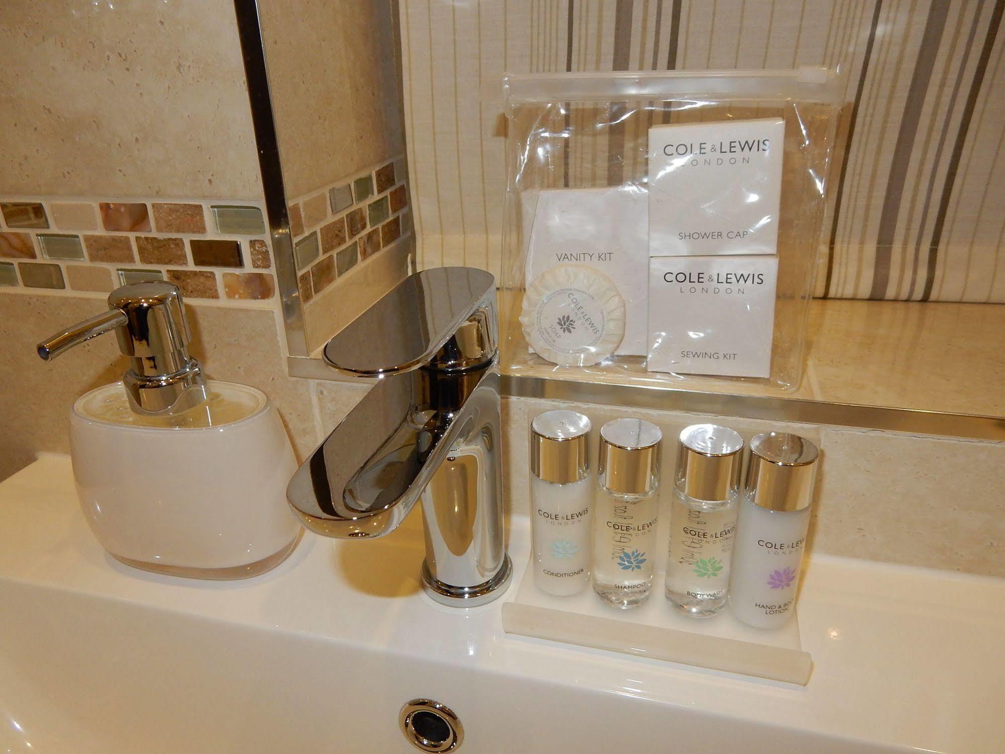 Abbots Lee - Adults Only Bed and Breakfast Cheltenham Exteriör bild