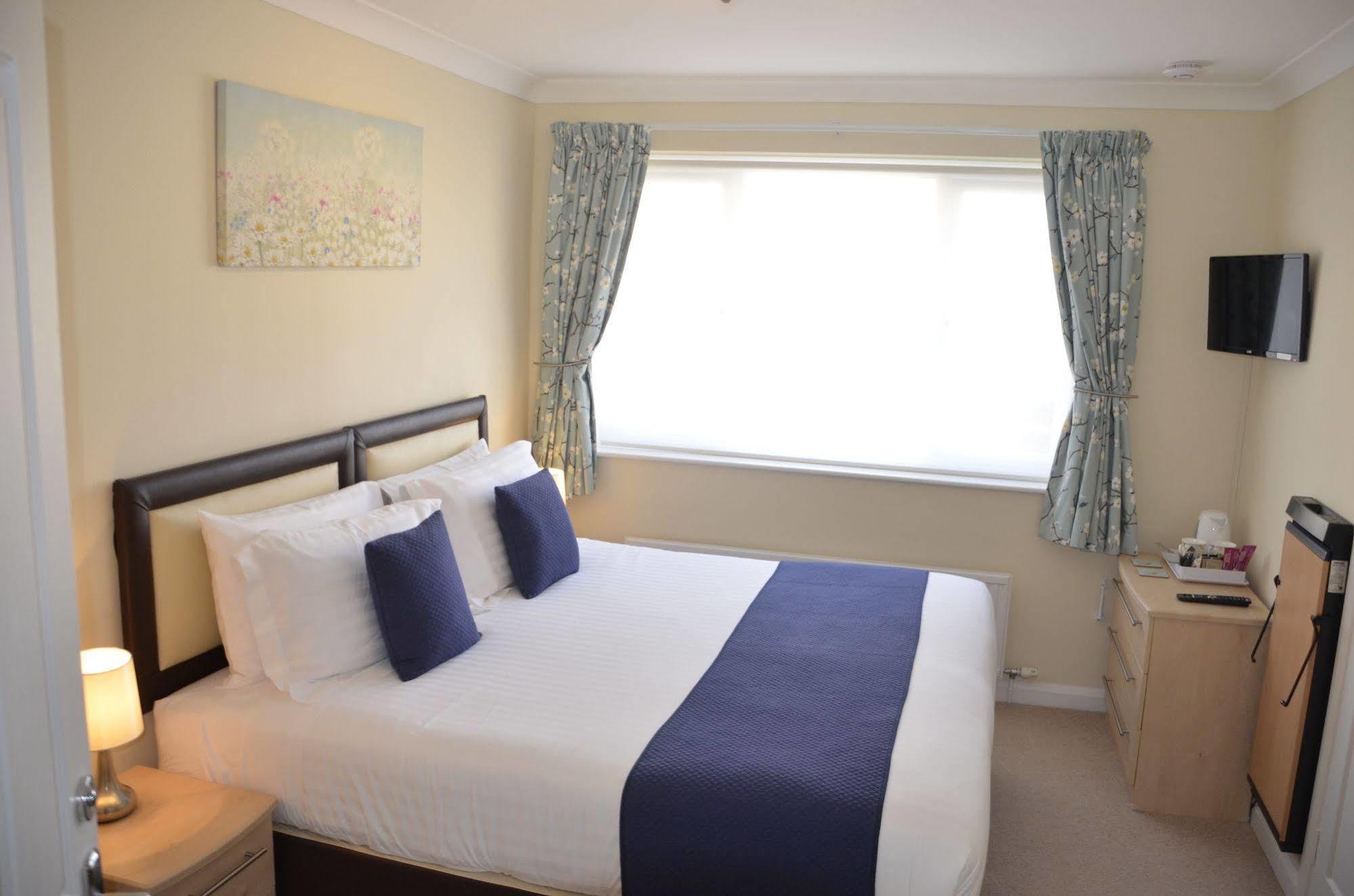 Abbots Lee - Adults Only Bed and Breakfast Cheltenham Exteriör bild