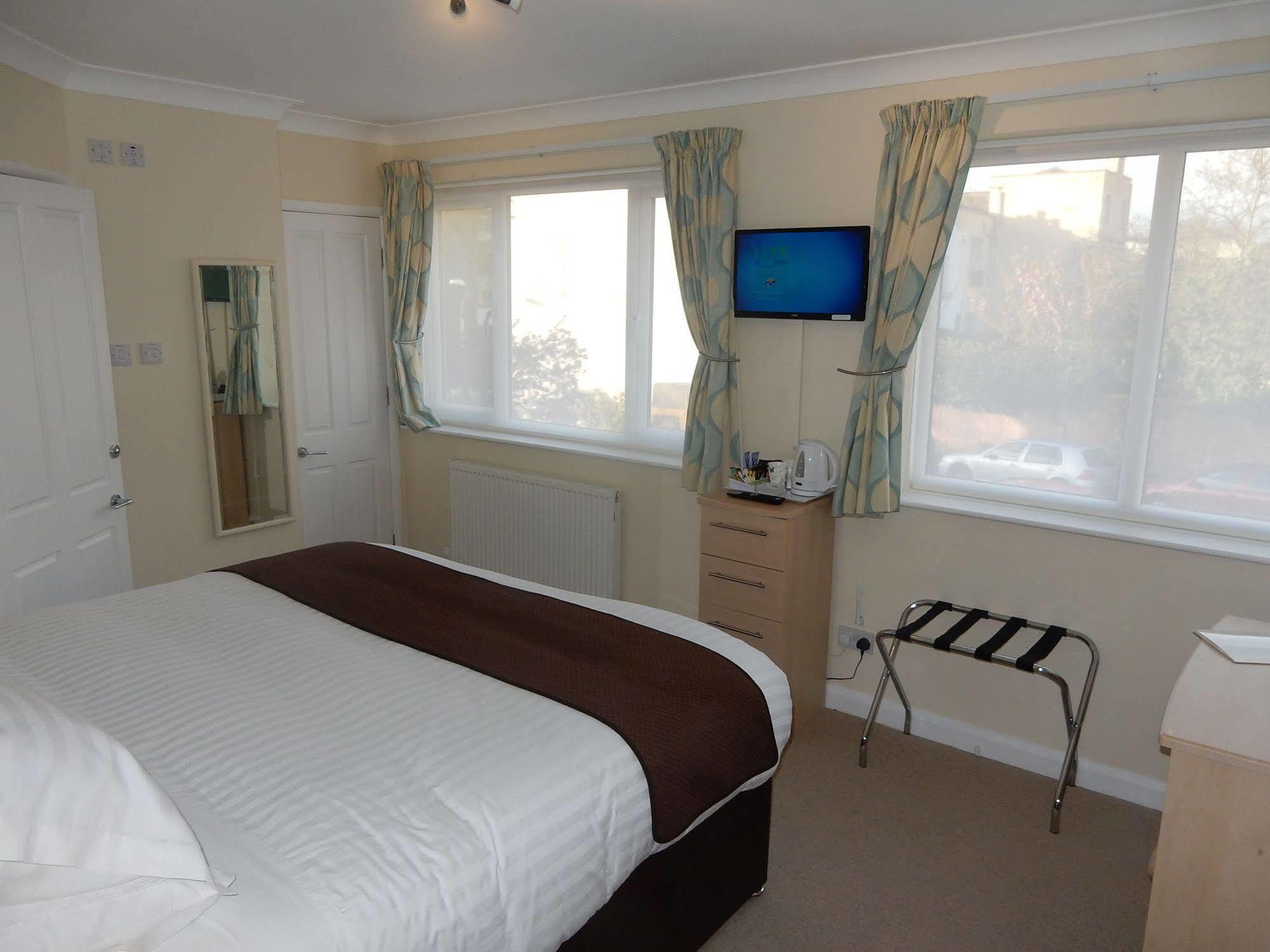 Abbots Lee - Adults Only Bed and Breakfast Cheltenham Exteriör bild