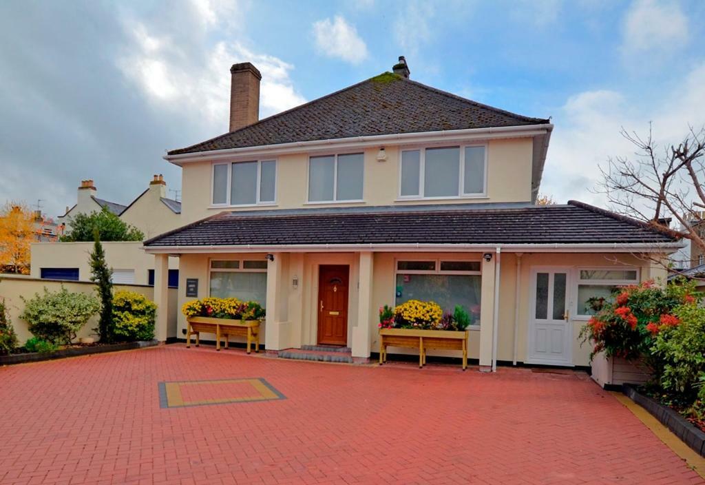 Abbots Lee - Adults Only Bed and Breakfast Cheltenham Exteriör bild